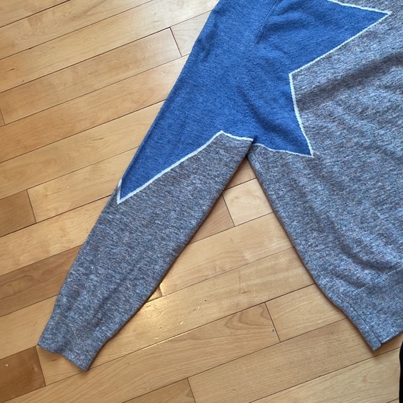 Democracy Star Sweater - Picture 3 of 4